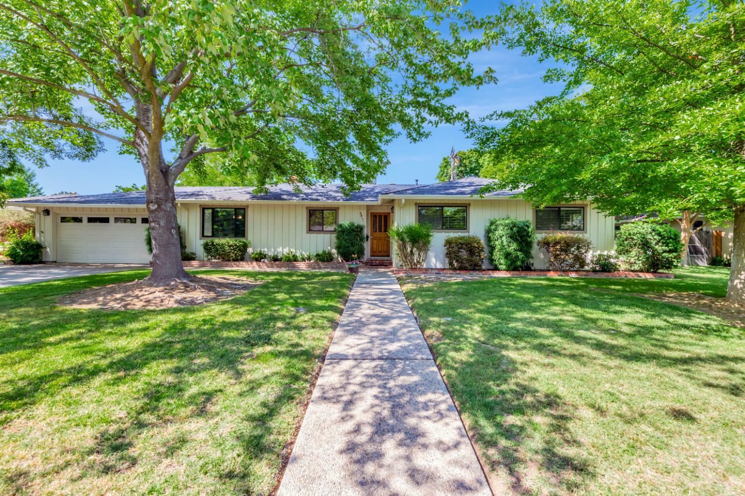 Property Photo: 4411 Surita Street CA 95864