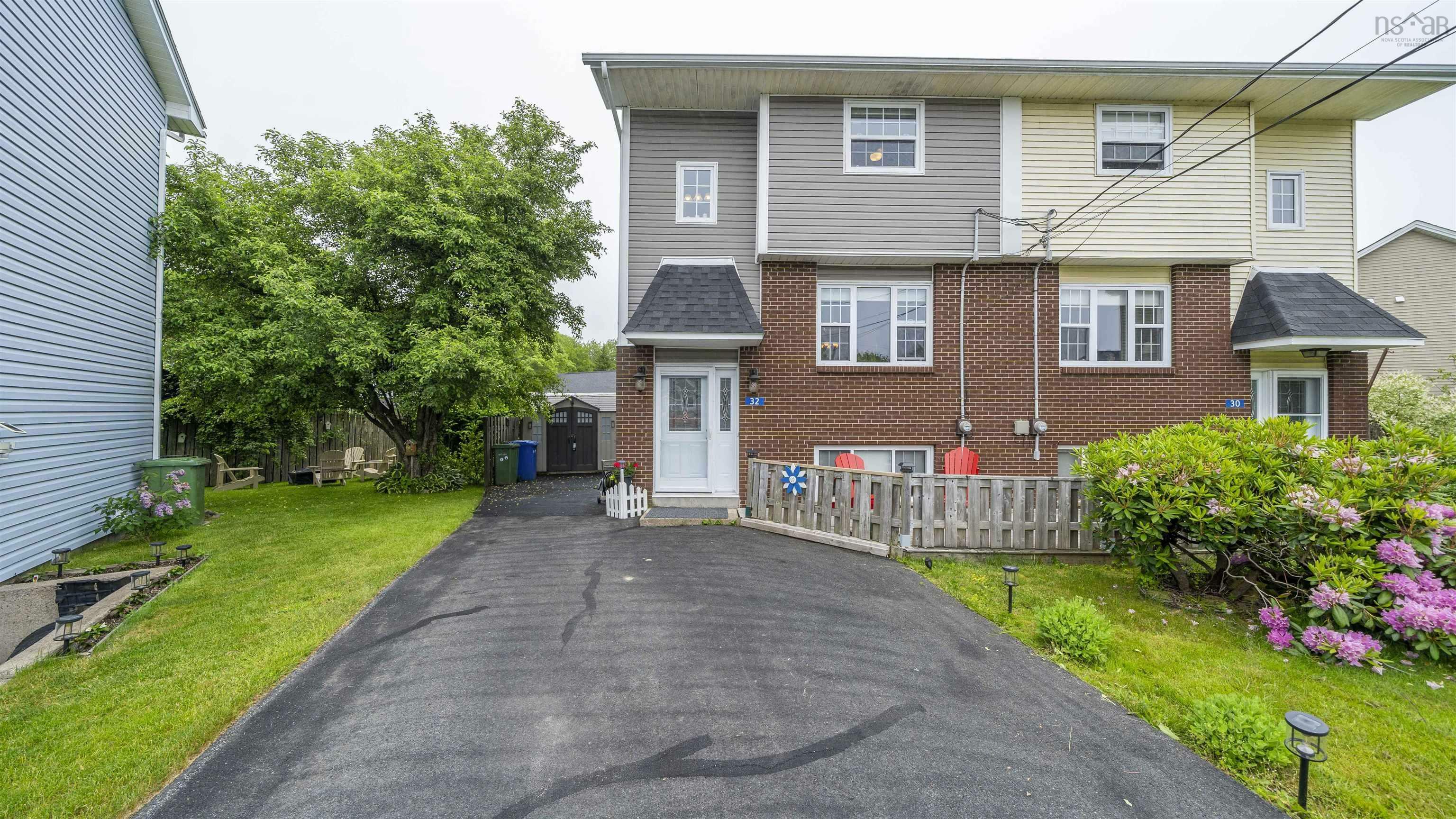 32 Osborne Avenue  Dartmouth NS B2W 1H8 photo