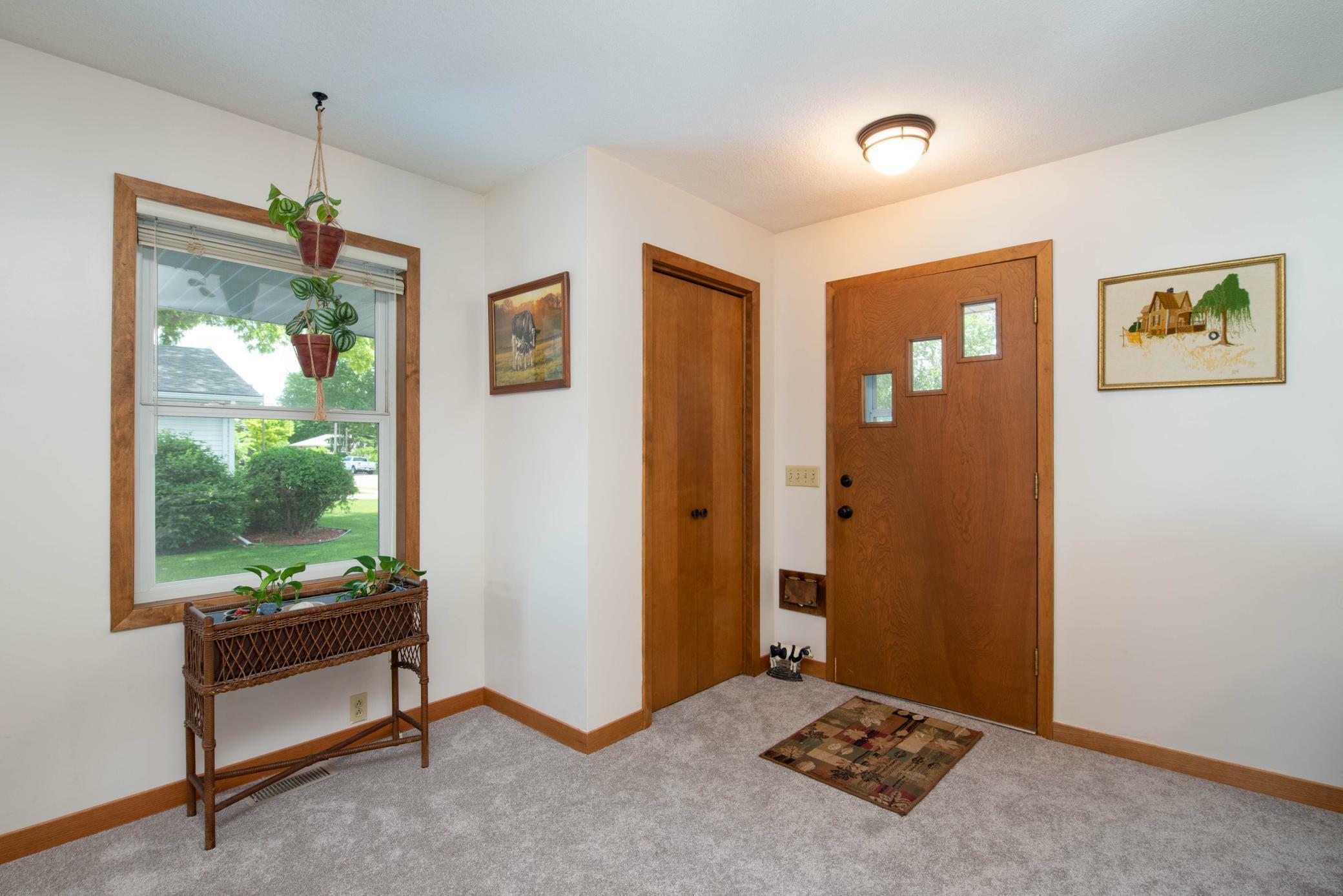 Property Photo: 1704 Fair Street MN 56001