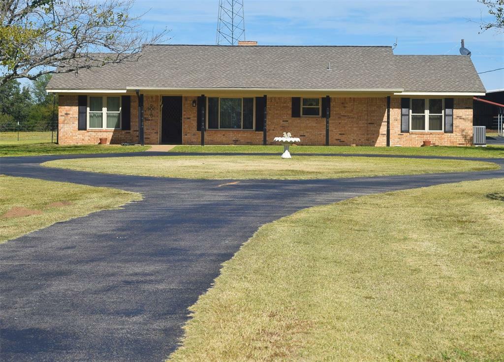 Property Photo:  1624 County Road 1560  TX 75410 
