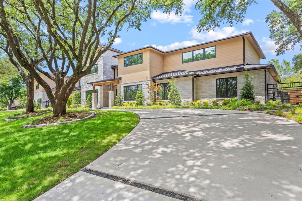 Property Photo: 5919 Westgrove Drive TX 75248