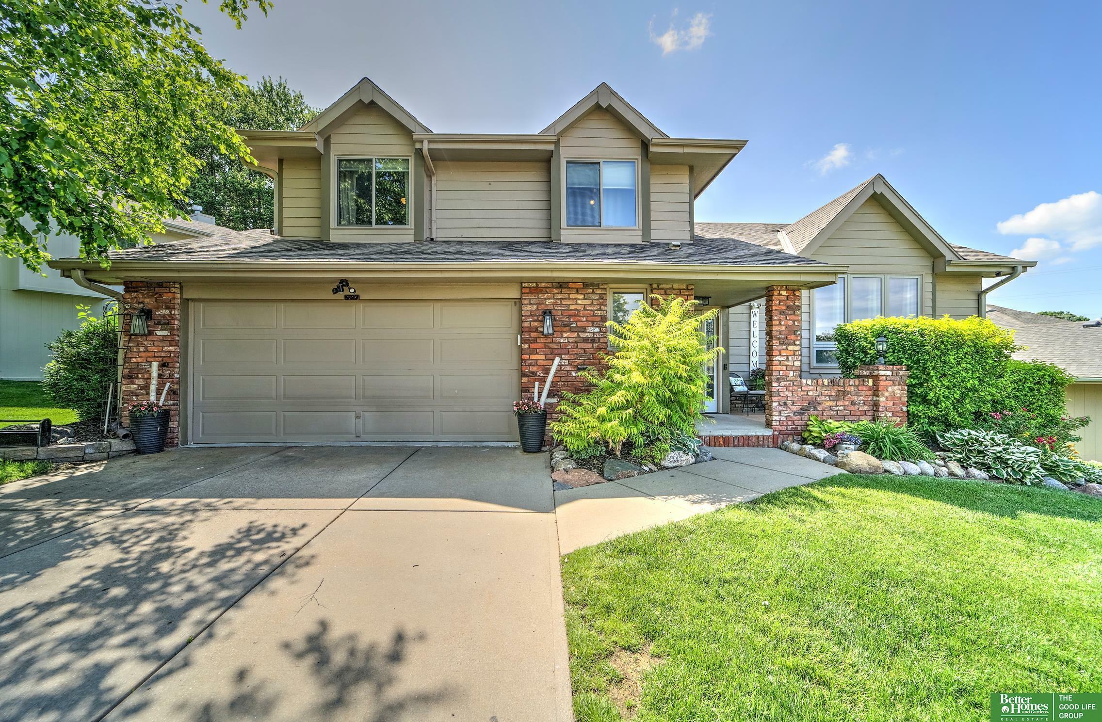 Property Photo: 1216 S 167th Street NE 68130