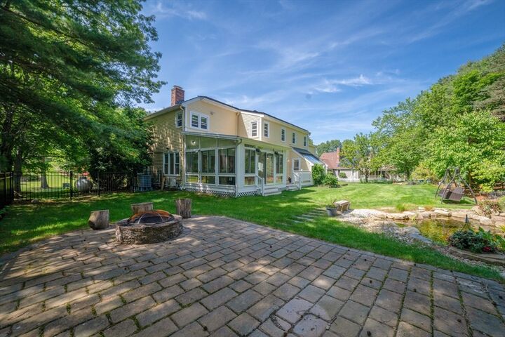 Property Photo:  4 Fieldstone Dr  MA 01890 