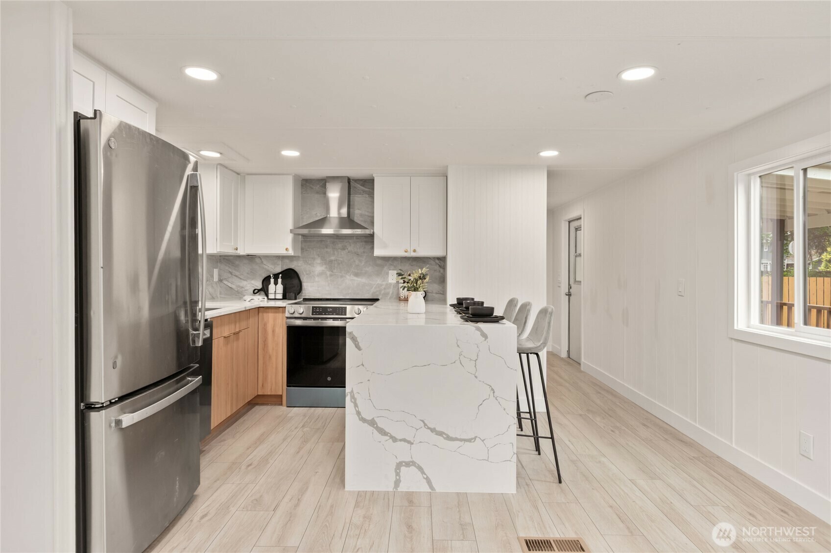 Property Photo: 15409 Westshore Drive SE WA 98597