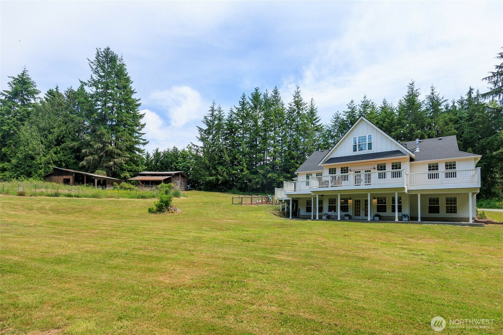 Property Photo: 4929 Storm Lake Road WA 98290