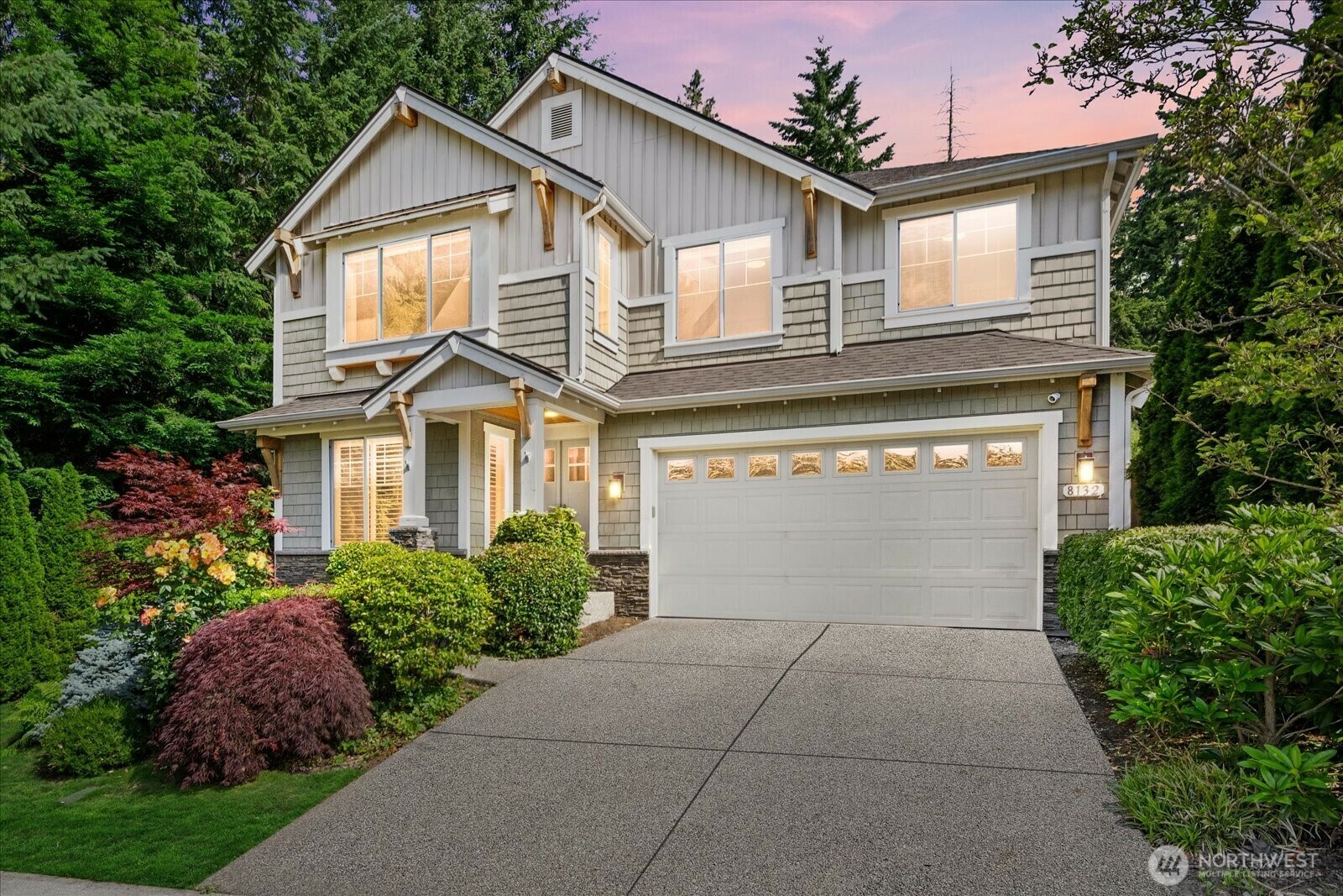 Property Photo: 8132 NE 117th Place WA 98034