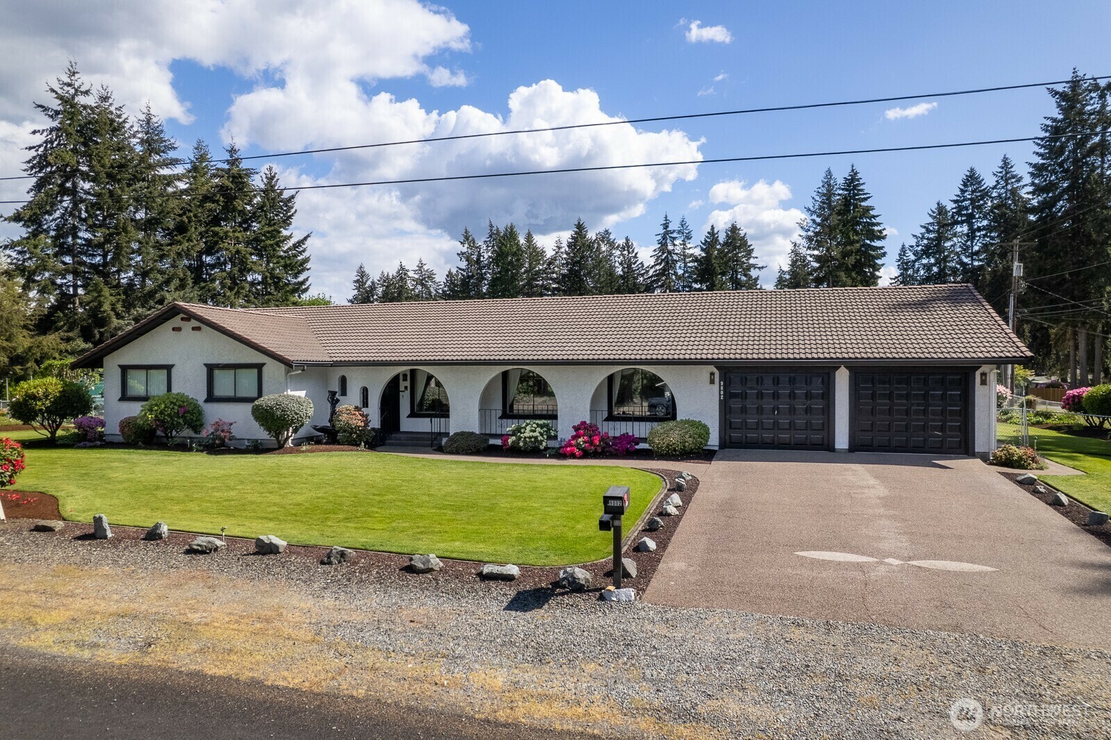 Property Photo: 9802 124th Street E WA 98373