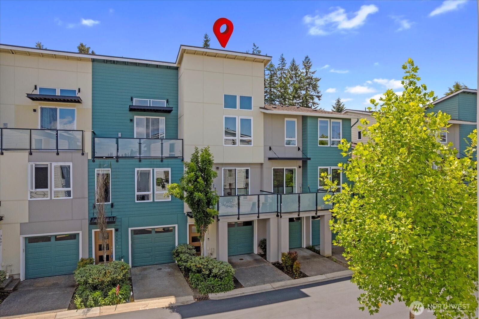 Property Photo: 3571 NE 146th Place WA 98155