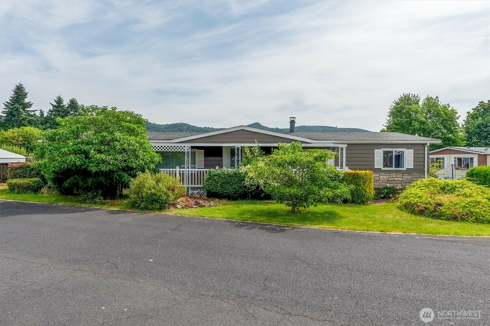 Property Photo: 2365 Kingfisher WA 98626