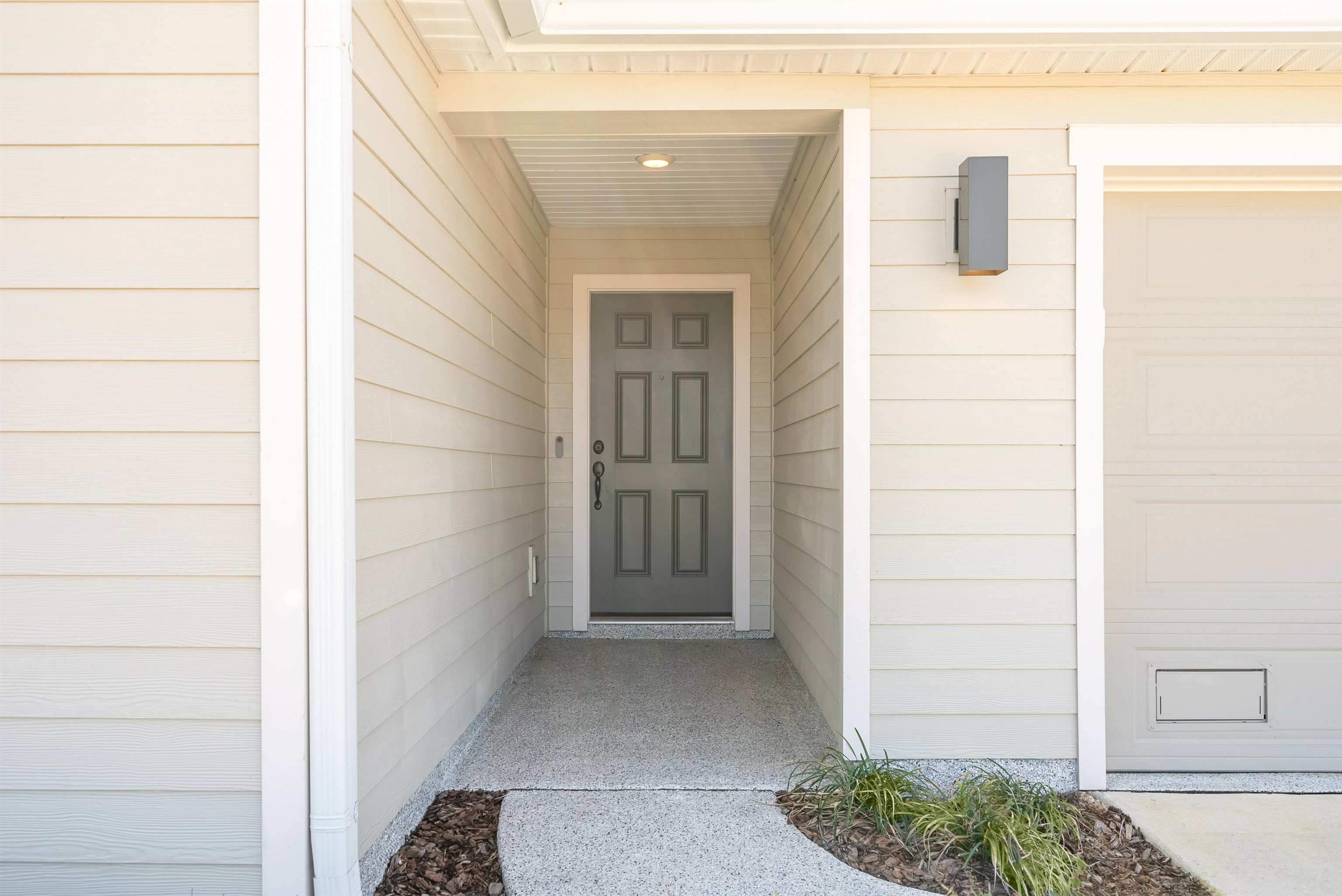 Property Photo:  45 Las Casitas Blvd  FL 32137 
