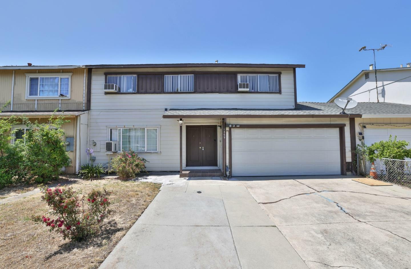 Property Photo: 1269 Holly Hill Drive CA 95122