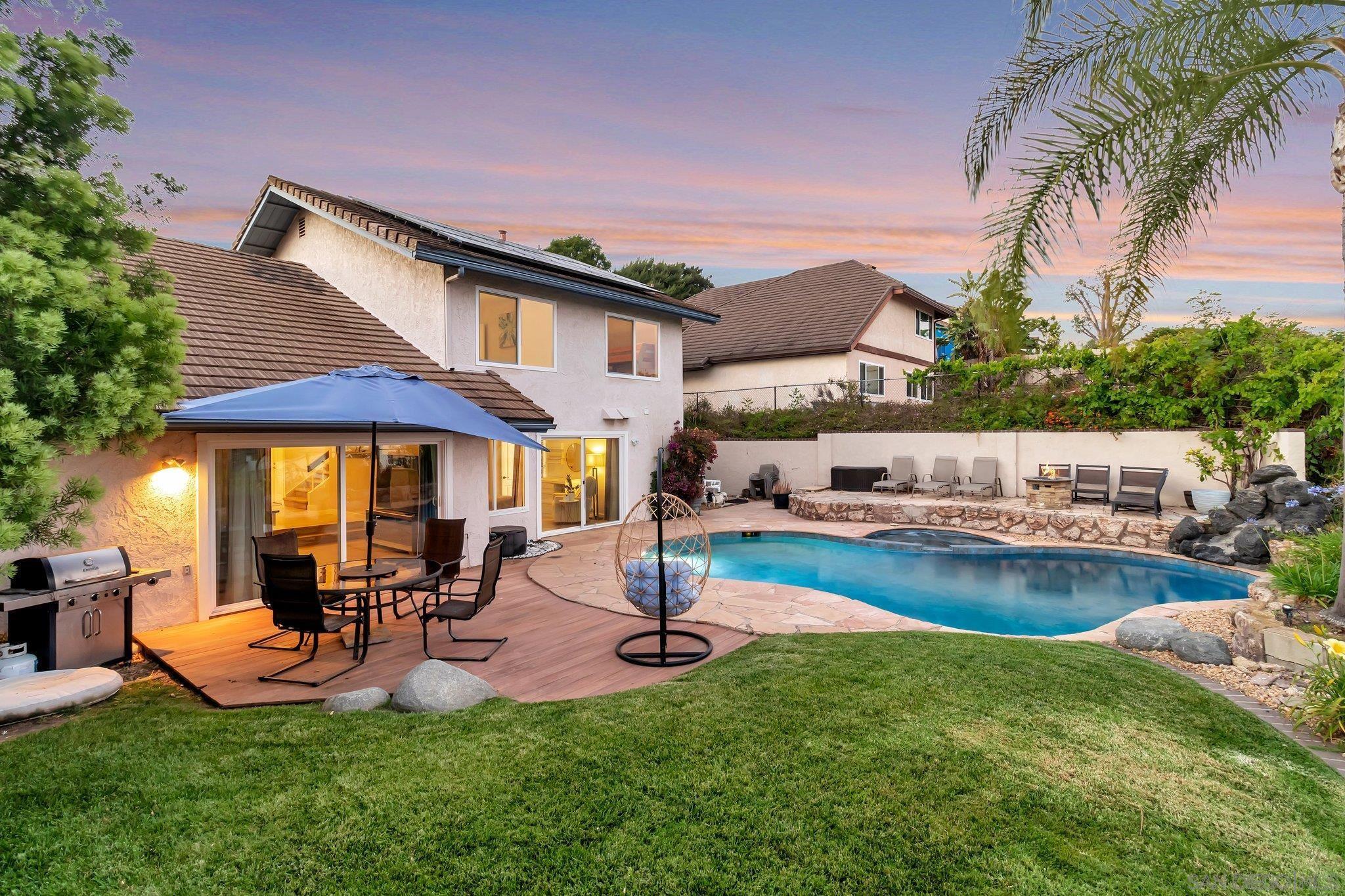 Property Photo:  9737 Benavente Pl  CA 92129 
