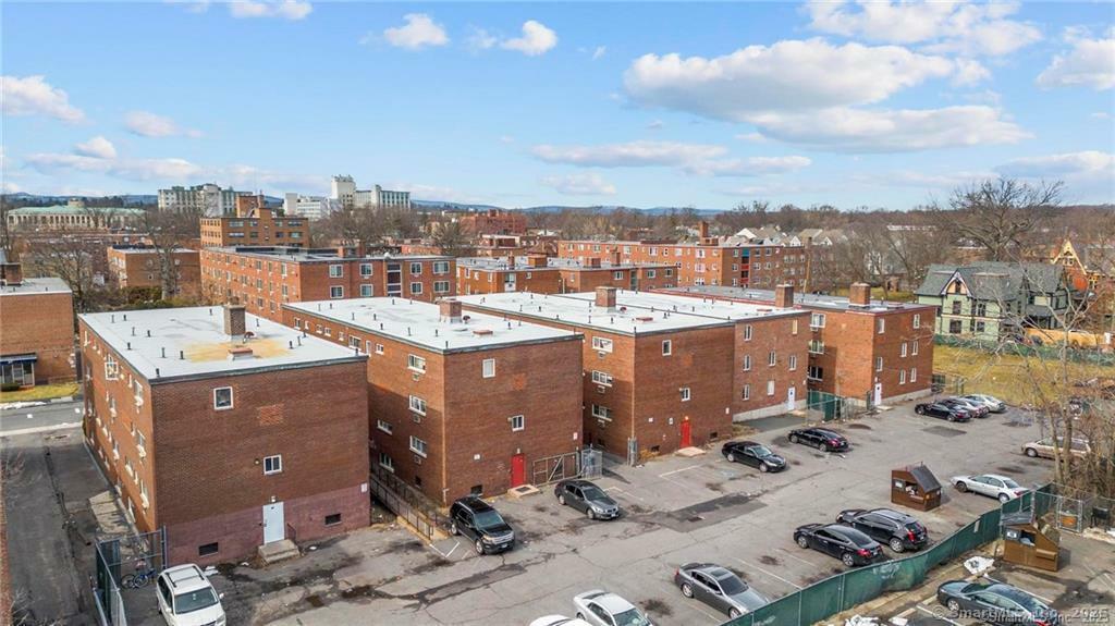 Property Photo: 32 Huntington Street CT 06154