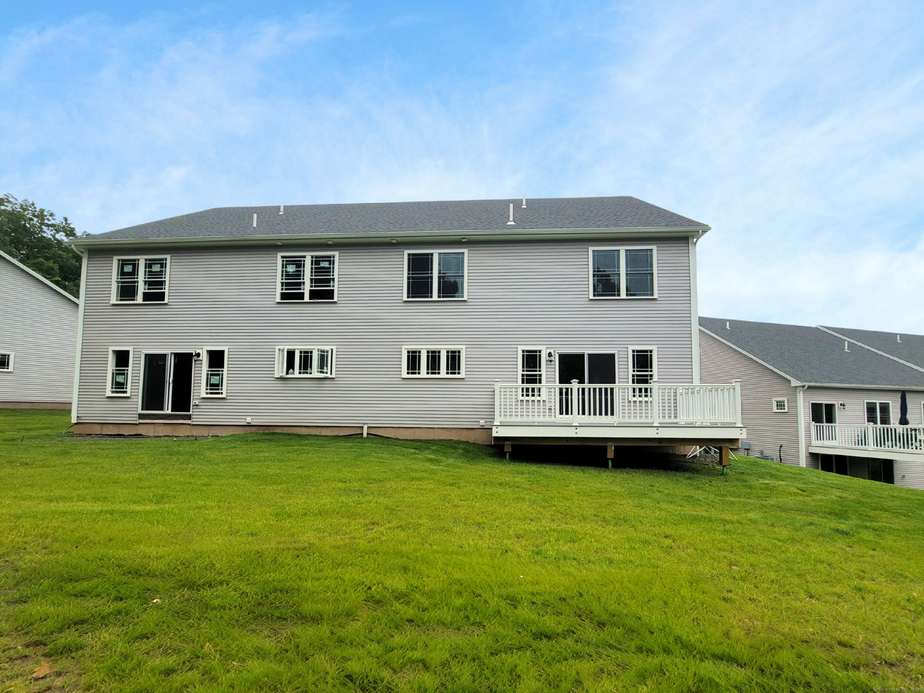 Property Photo: 22 Lombard Circle 22 CT 06473