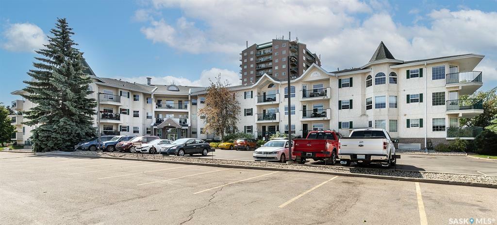 Property Photo: 1735 McKercher Drive 304 SK S7H 5N8