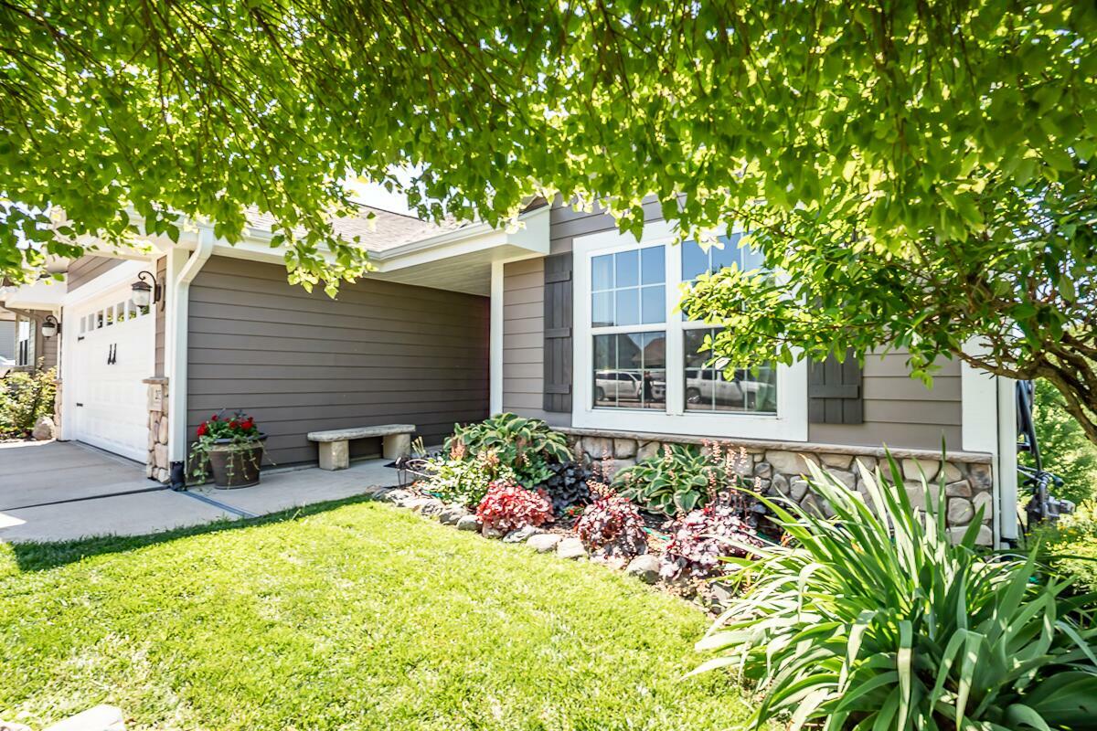 Property Photo: 213 Hickory Ridge Lane IA 51534