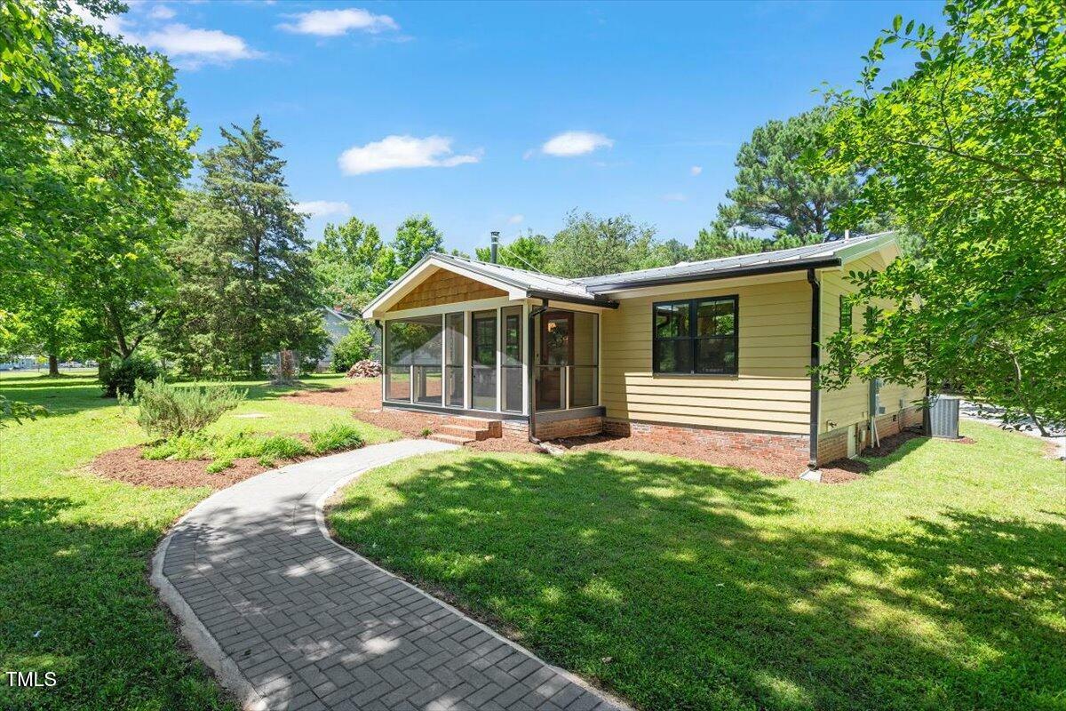 Property Photo: 3213 Mid Pines Road NC 27606