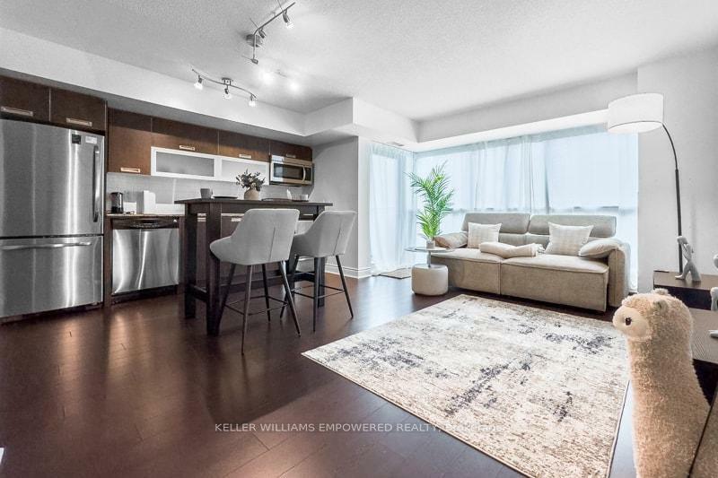 Property Photo: 28 Ted Rogers Way 605 ON M4Y 2J4