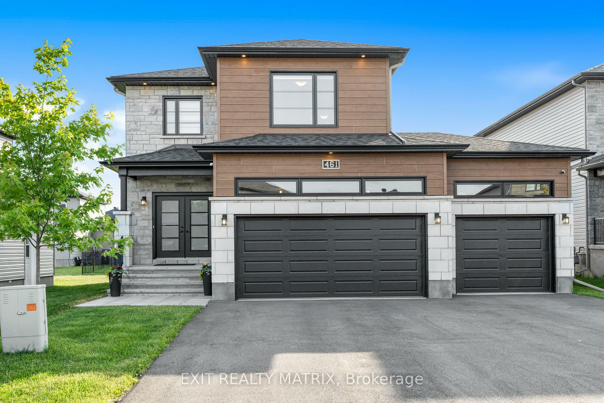 Property Photo: 461 Aurora Street ON K4R 0L3