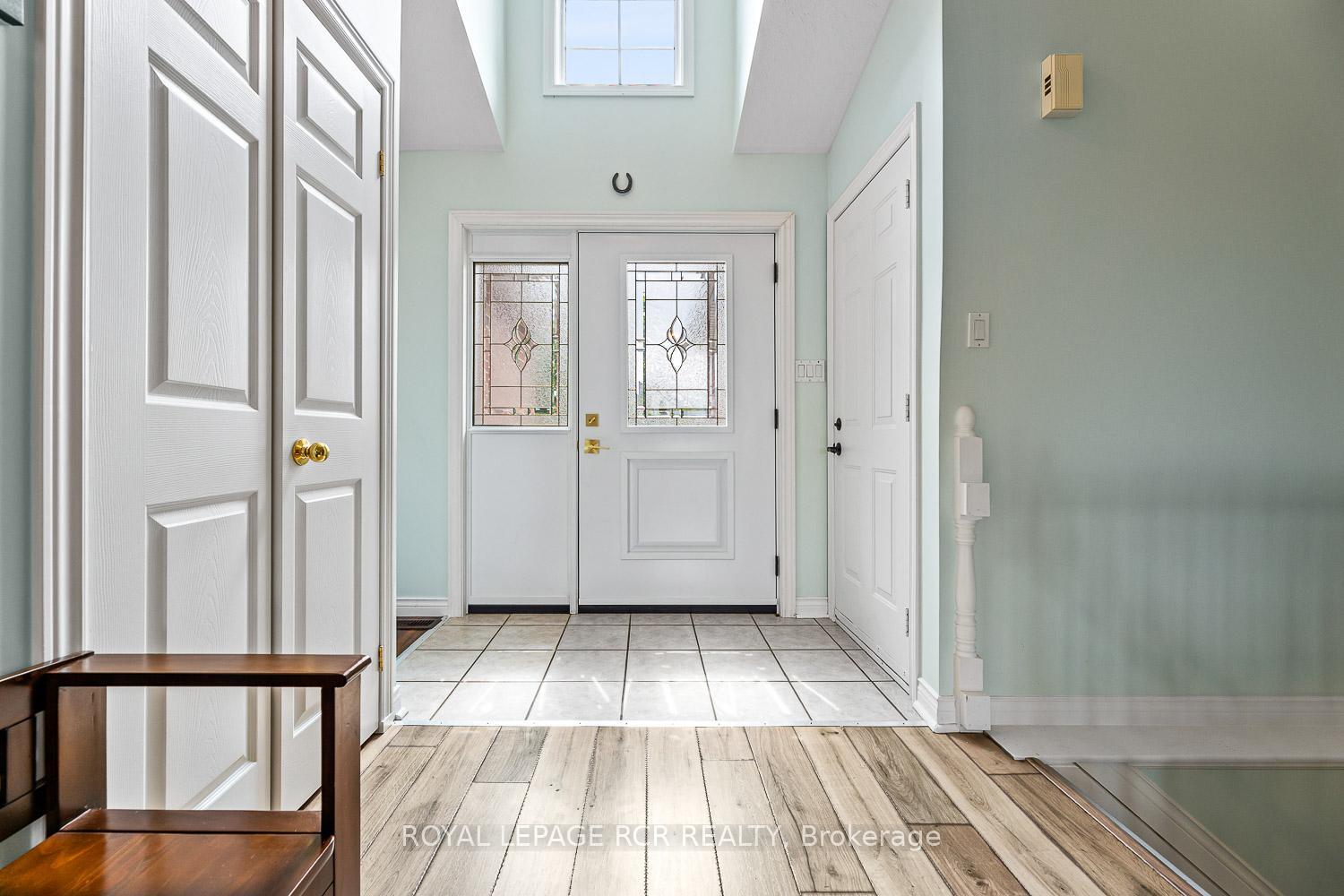 Property Photo: 933 Greenwood Crescent ON L9W 2Y9