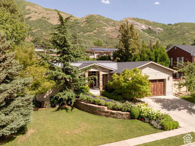 Property Photo:  1423 S Ambassador Way  UT 84108 