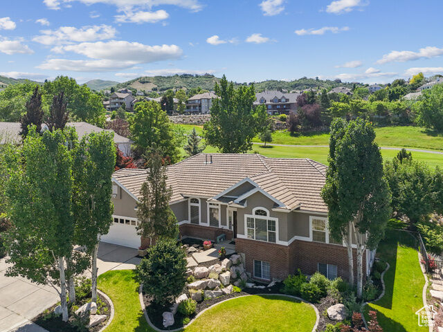 Property Photo: 1036 E Fairway Dr UT 84054