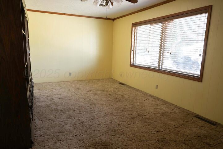 Property Photo: 321 Allen Avenue TX 79083