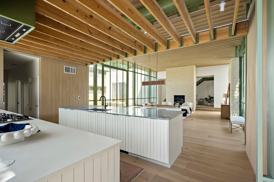 Property Photo:  4506 Chiappero Trail  TX 78731 