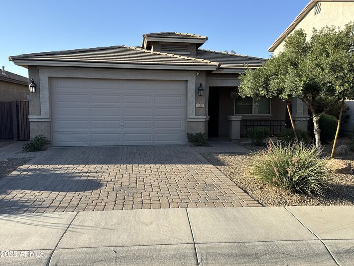 330 W Evergreen Pear Avenue  Queen Creek AZ 85140 photo