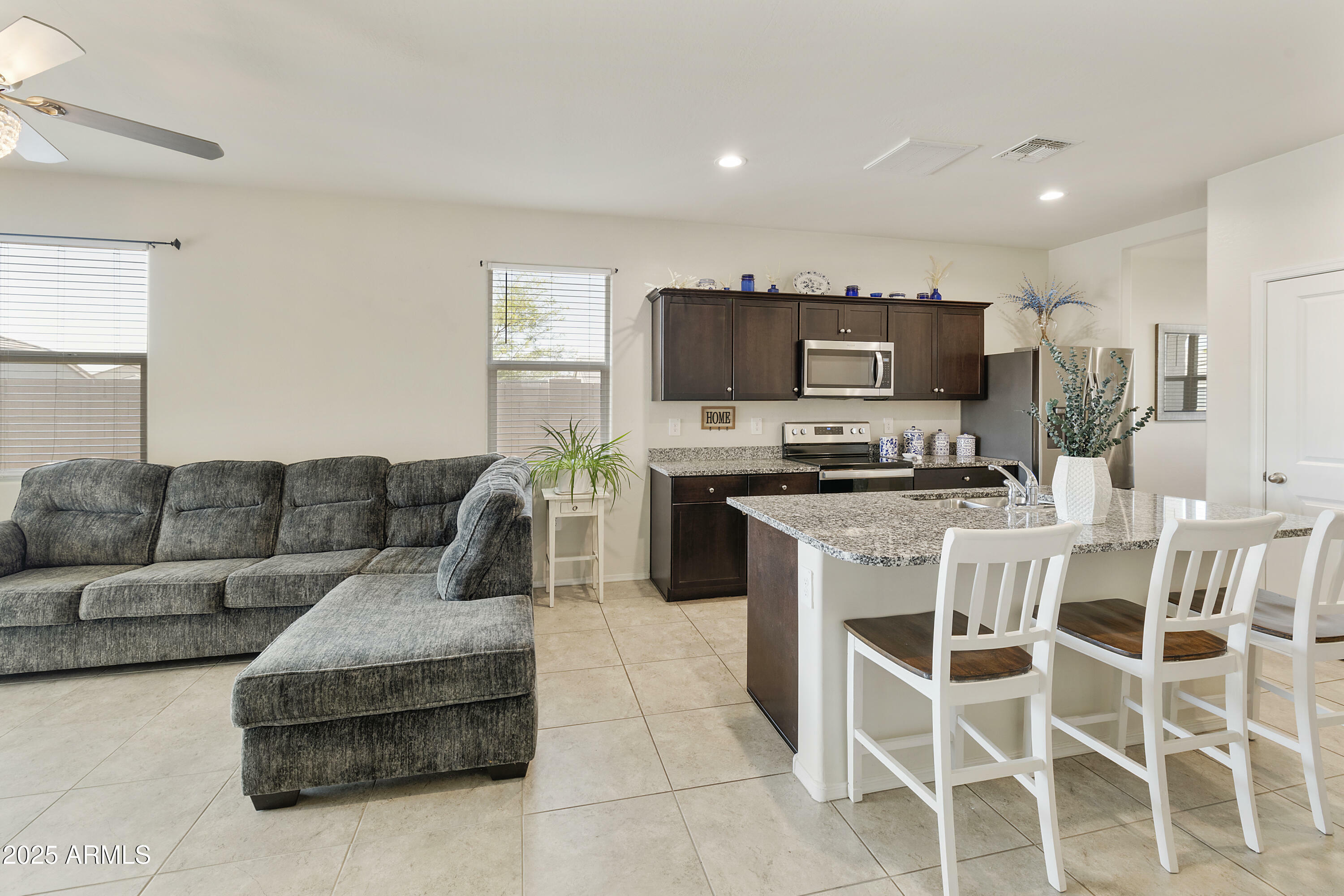 Property Photo:  24619 N Barn Circle  AZ 85132 