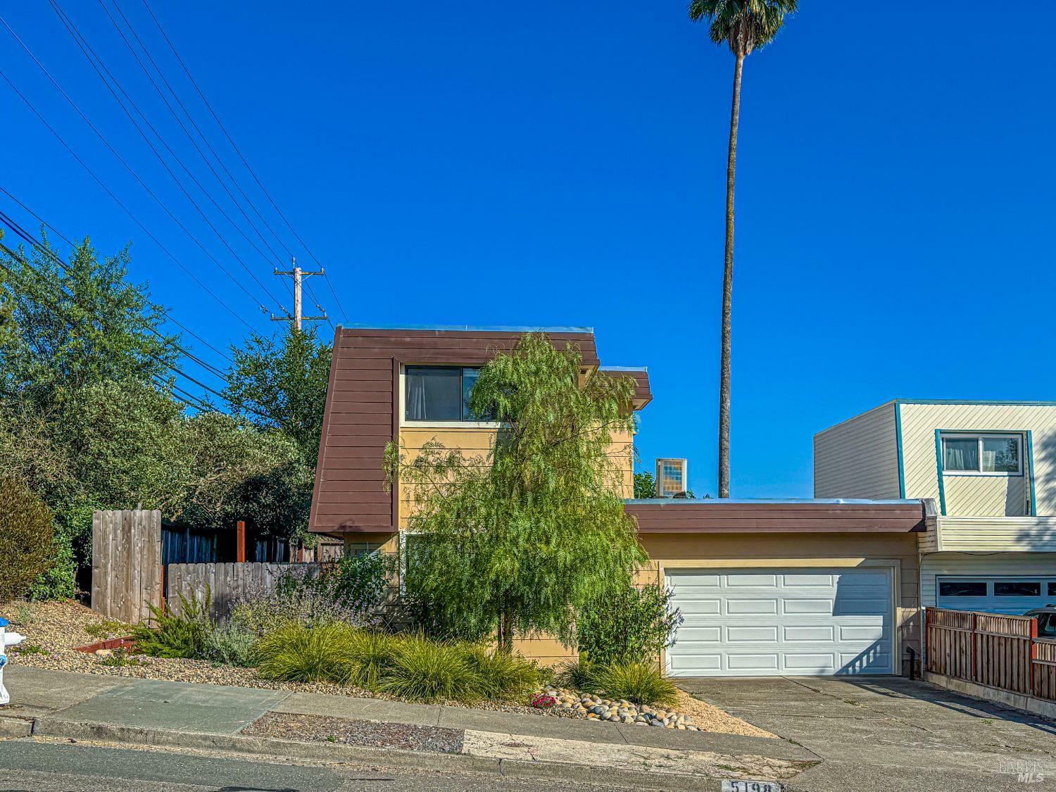 Property Photo:  5198 Parkhurst Drive  CA 95409 