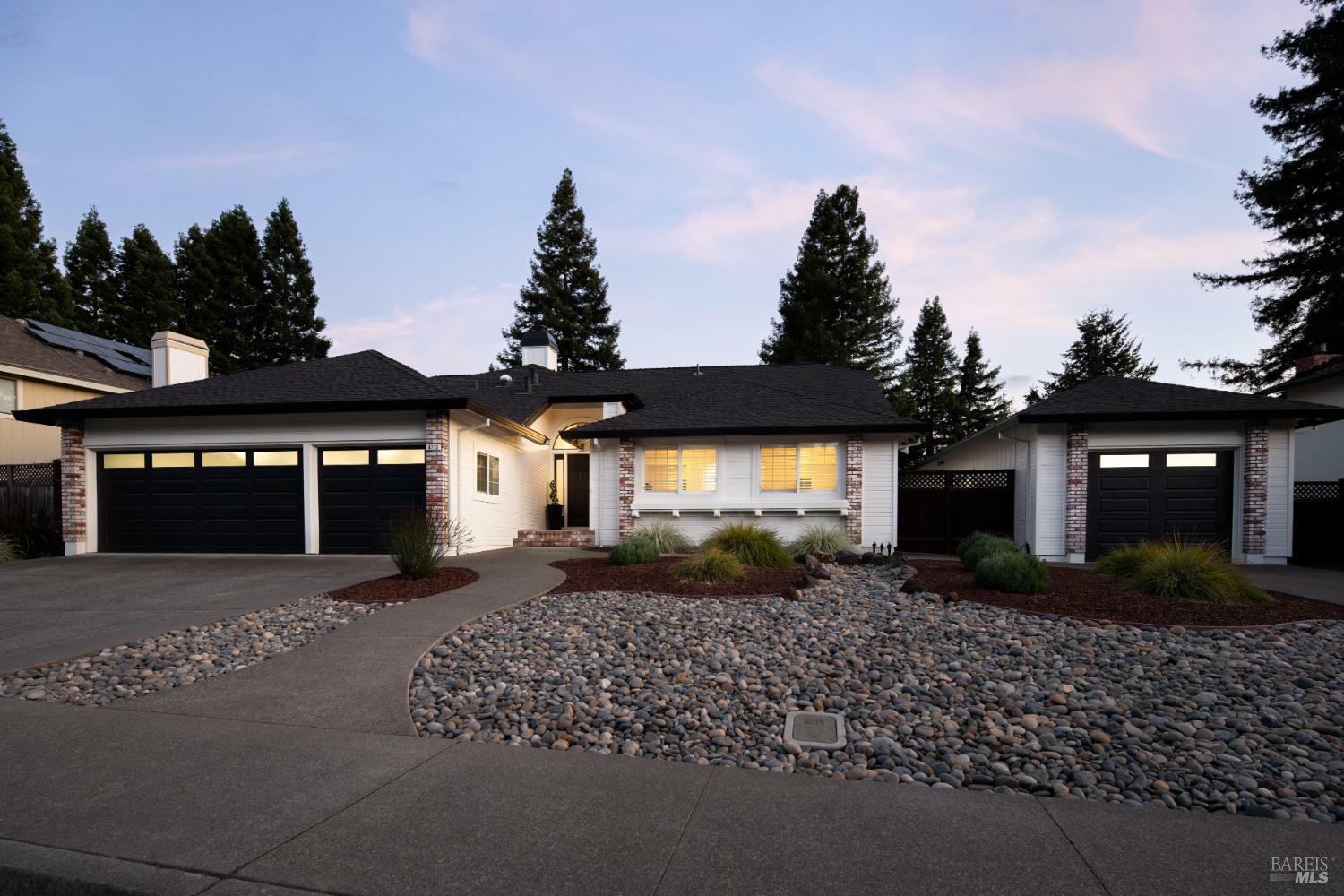 Property Photo:  4713 Londonberry Drive  CA 95403 