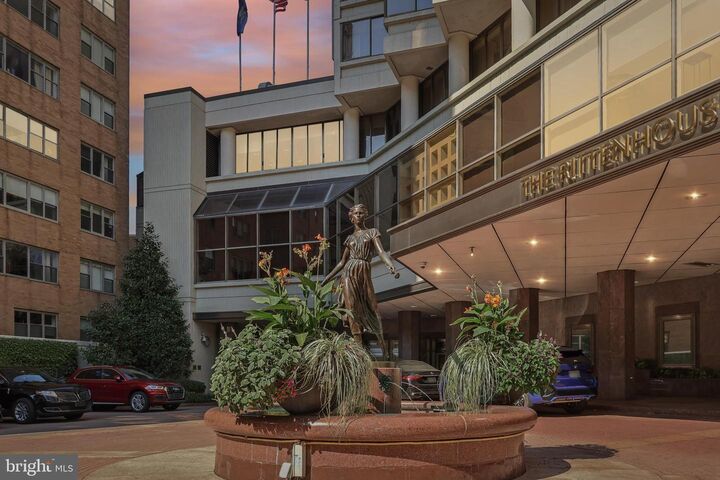 Property Photo:  210 W Rittenhouse Square 2506  PA 19103 