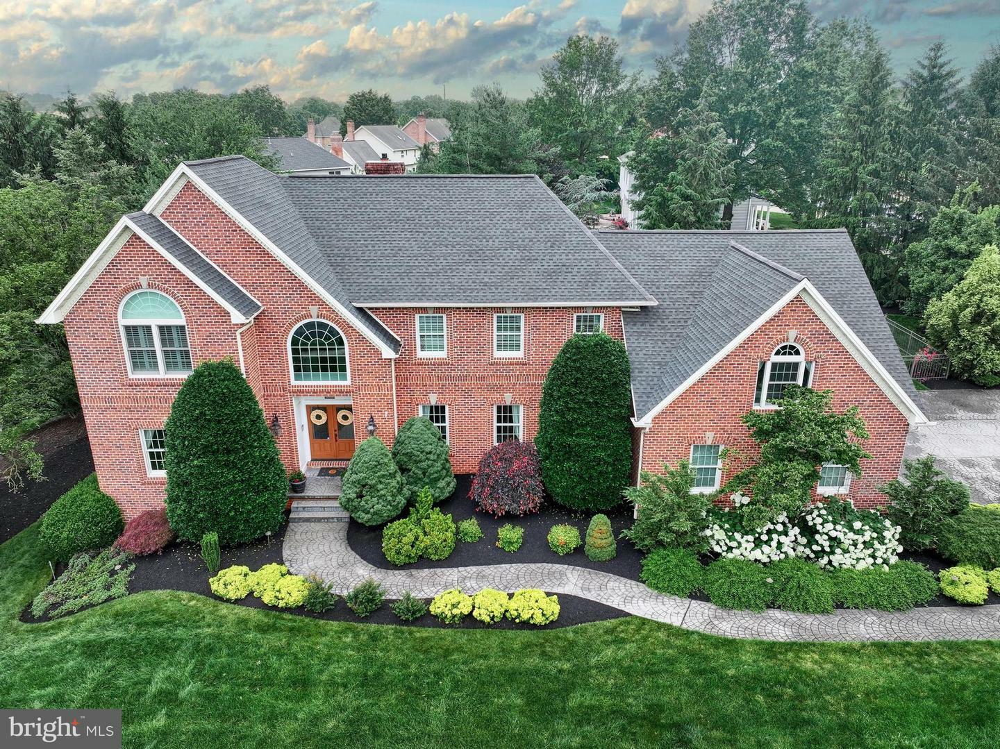 Property Photo: 3618 Golfview Drive PA 17050