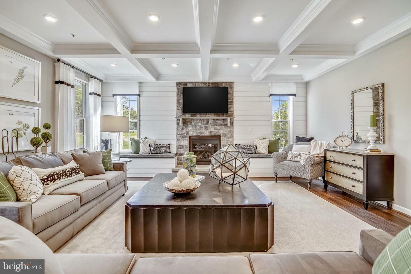 Property Photo: 13928 Pecan Ridge Way MD 20715
