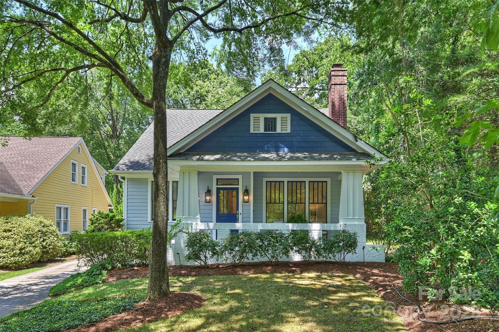 Property Photo:  2223 Club Road  NC 28205 
