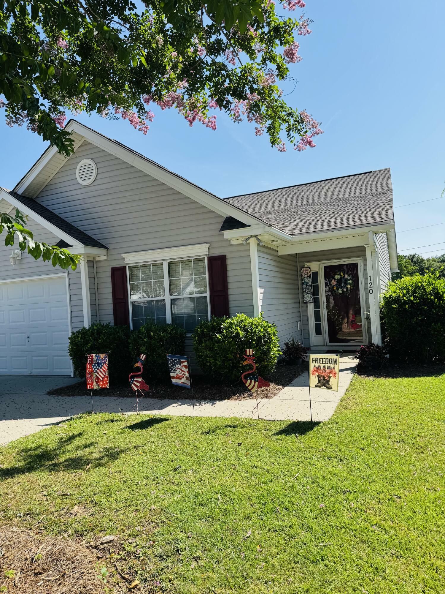 Property Photo:  120 Townsend Way  SC 29483 