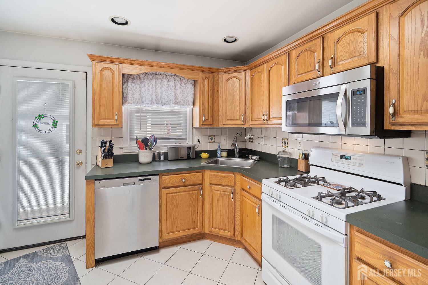 Property Photo: 122 Randolph Avenue NJ 07080