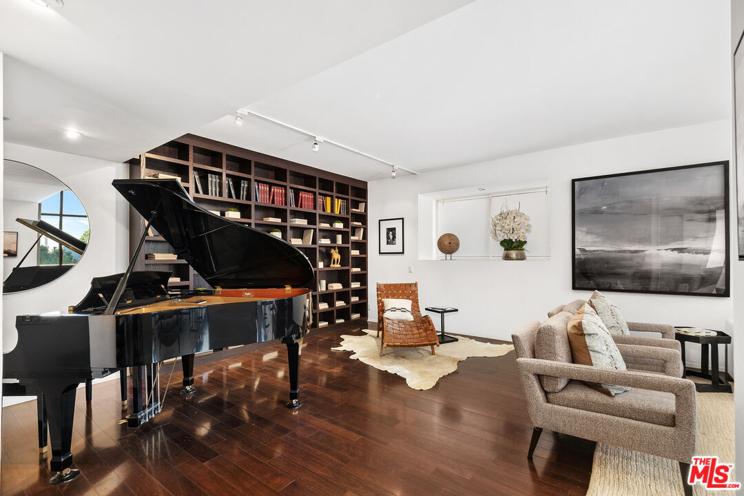 Property Photo: 10550 Wilshire Blvd CA 90024