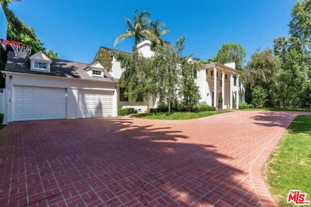 Property Photo: 415 S Beverly Glen Blvd CA 90024