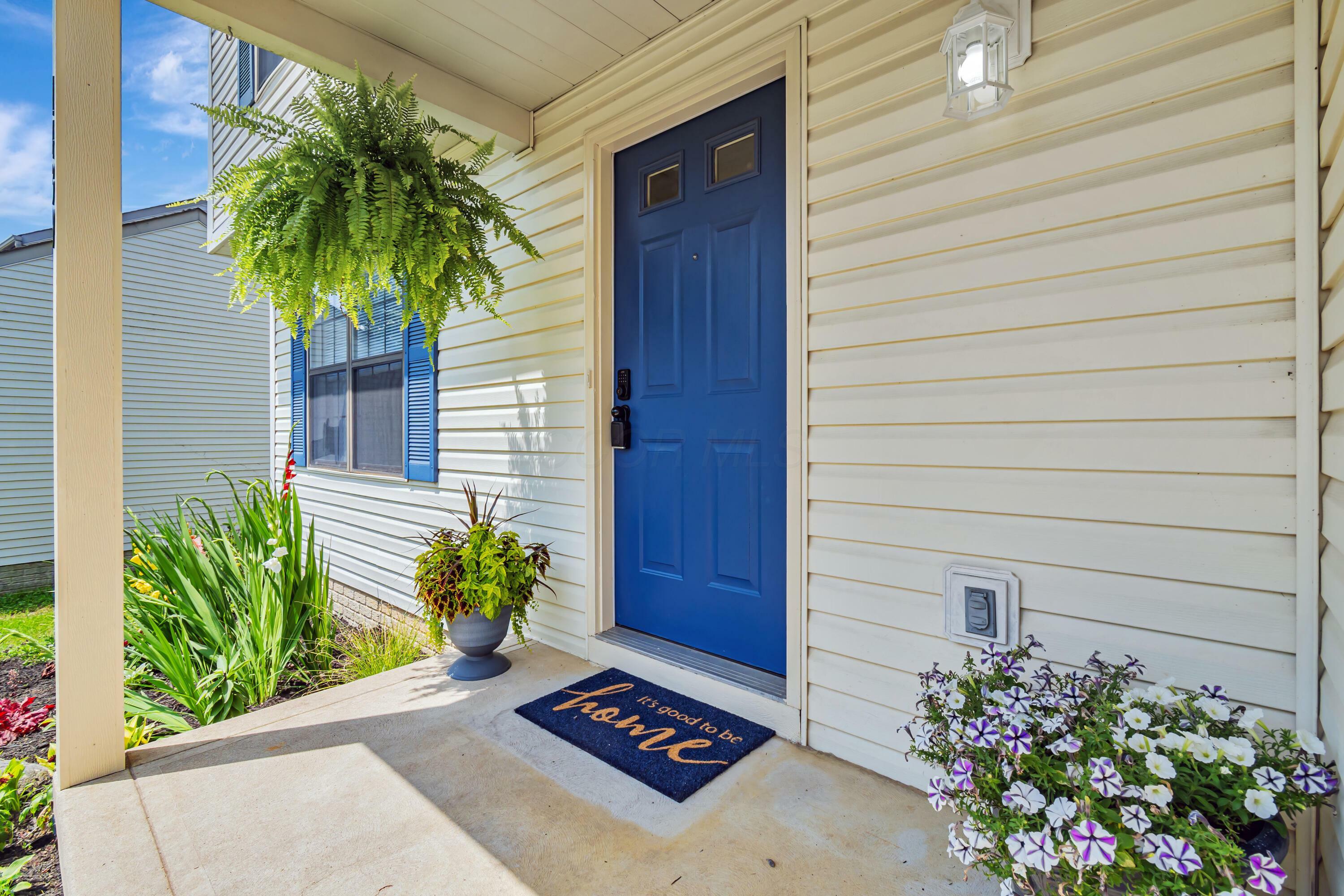 Property Photo: 1439 Tall Meadows Drive OH 43223