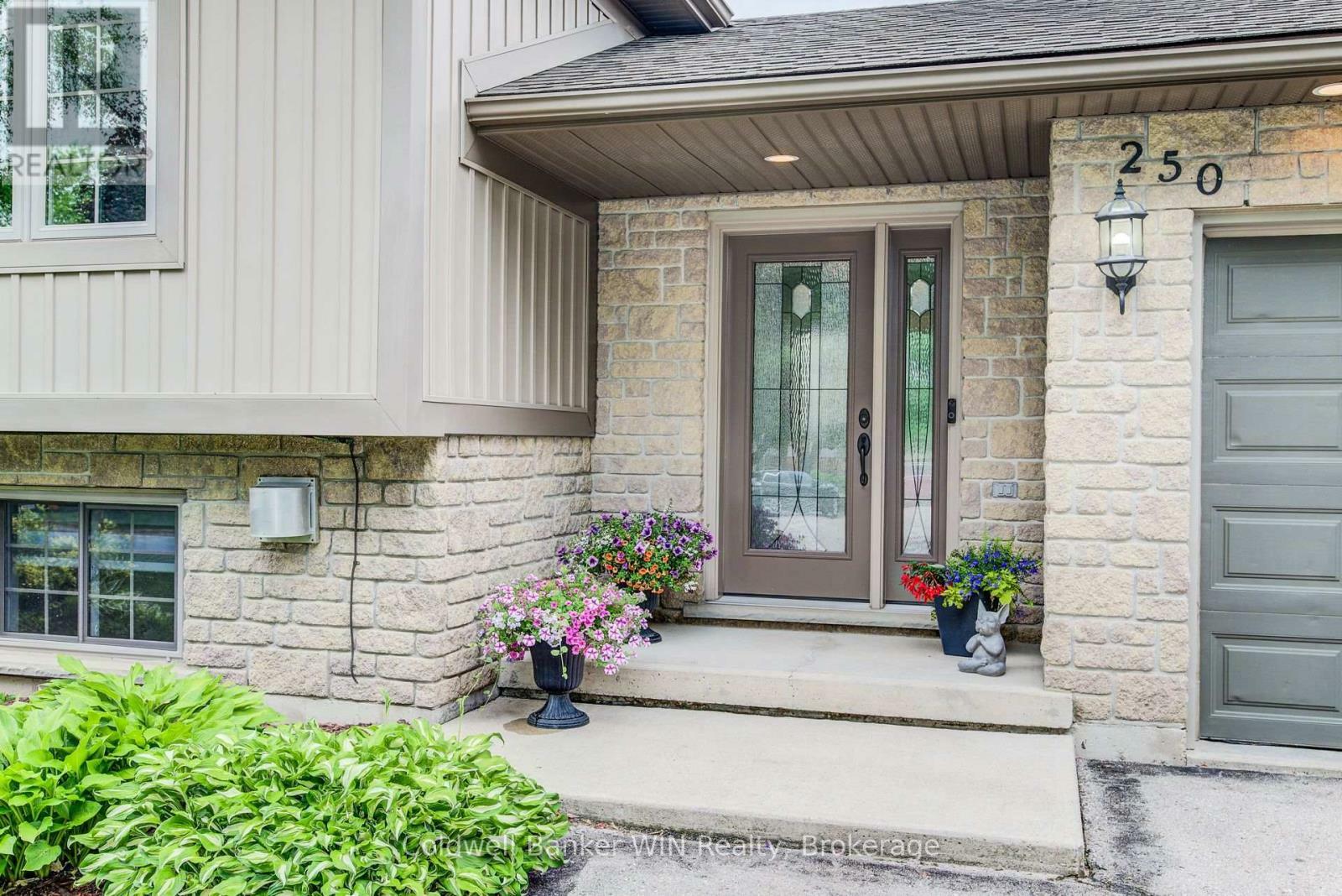 Photo de la propriété: 250 Justin'S Place ON N0G 2L3