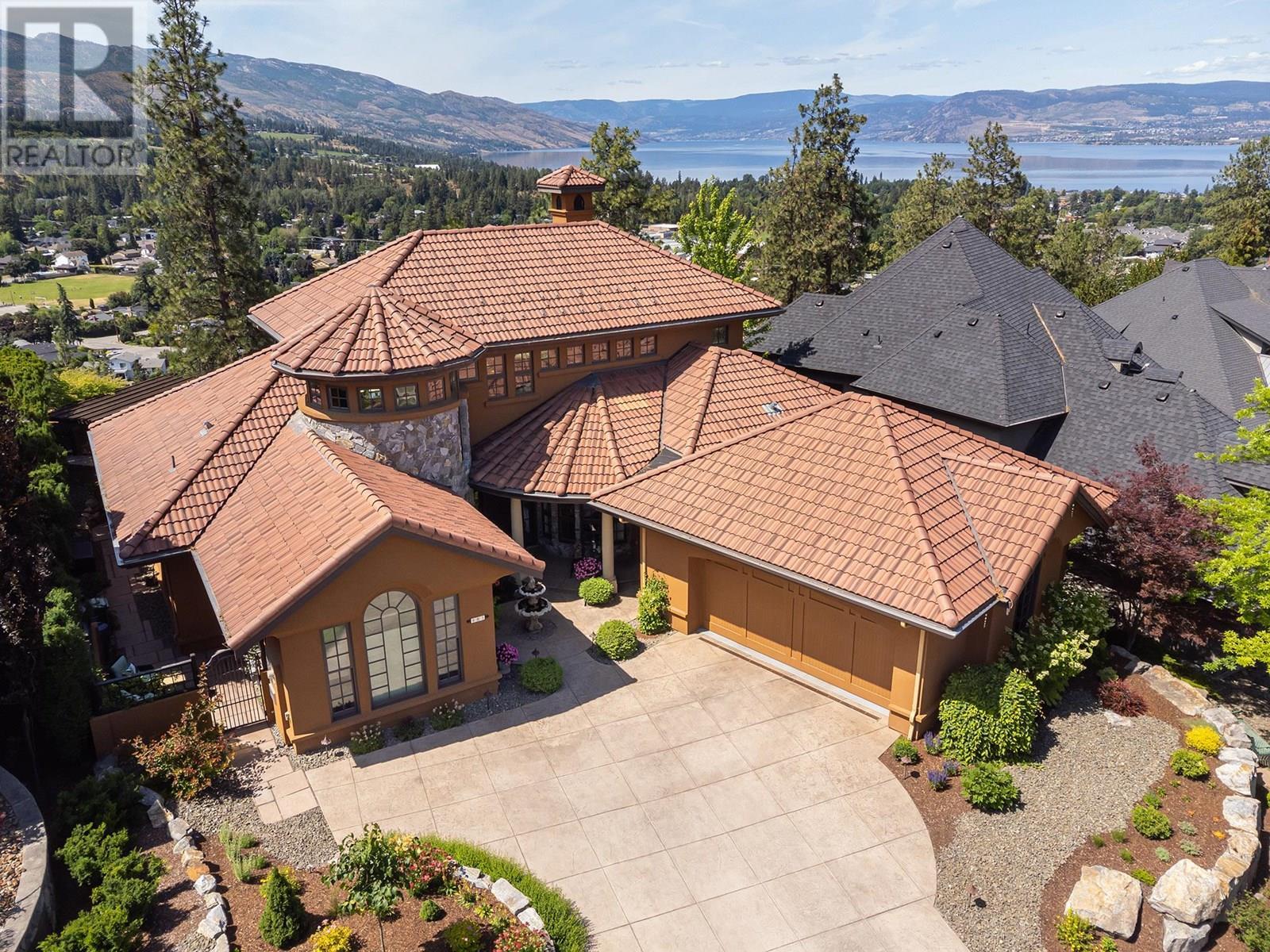 Photo de la propriété:  983 Westpoint Drive  BC V1W 4Z9 