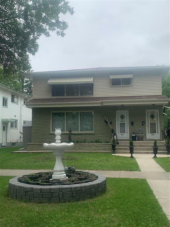 639 Kent Road  Winnipeg MB R2L 1Y5 photo