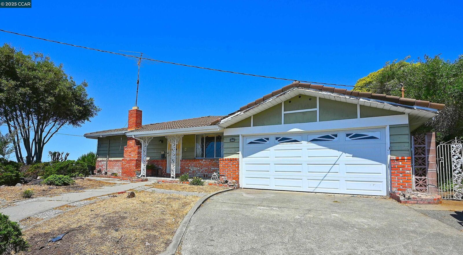Property Photo:  15933 Cambrian Dr  CA 94578 