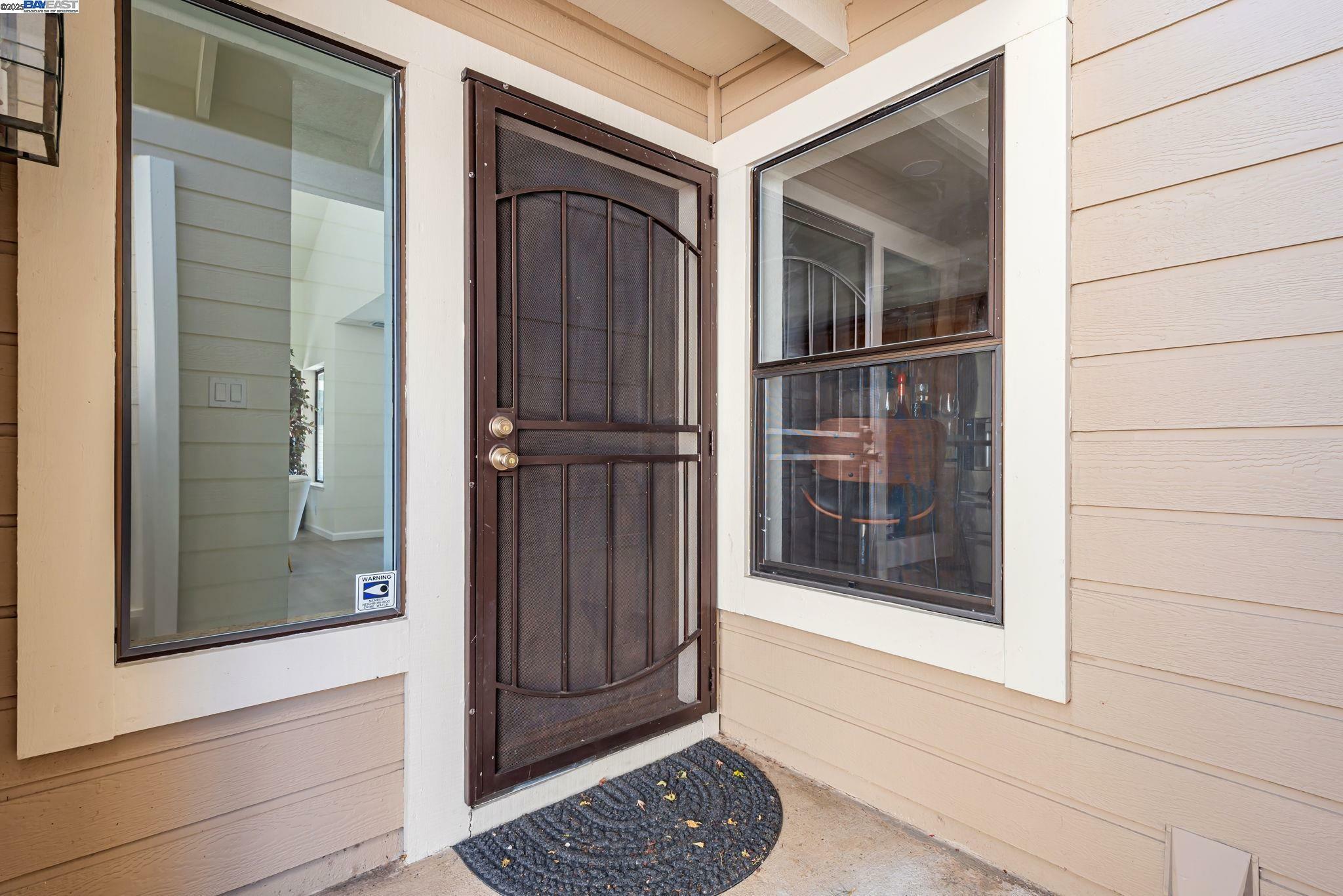 Property Photo: 37993 Ponderosa Ter CA 94536
