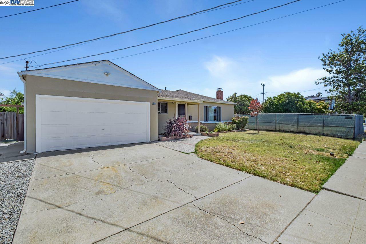 Property Photo: 37488 Southwood Dr CA 94536