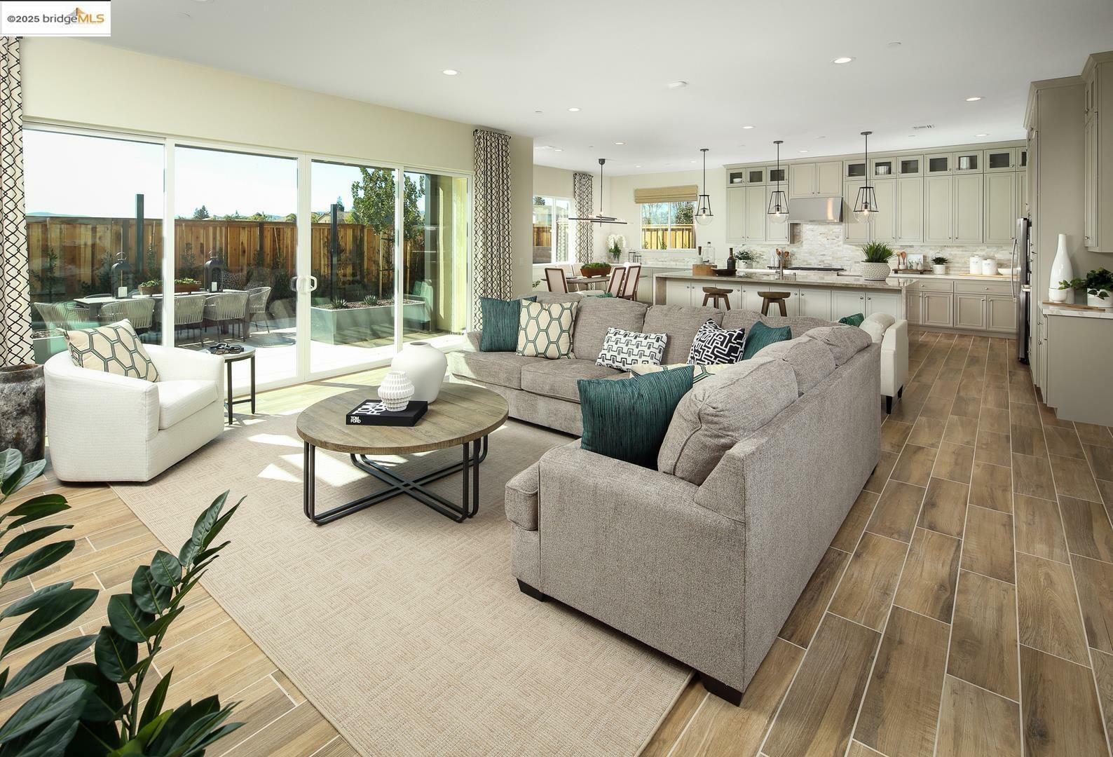 Property Photo:  158 Continente Ave  CA 94513 