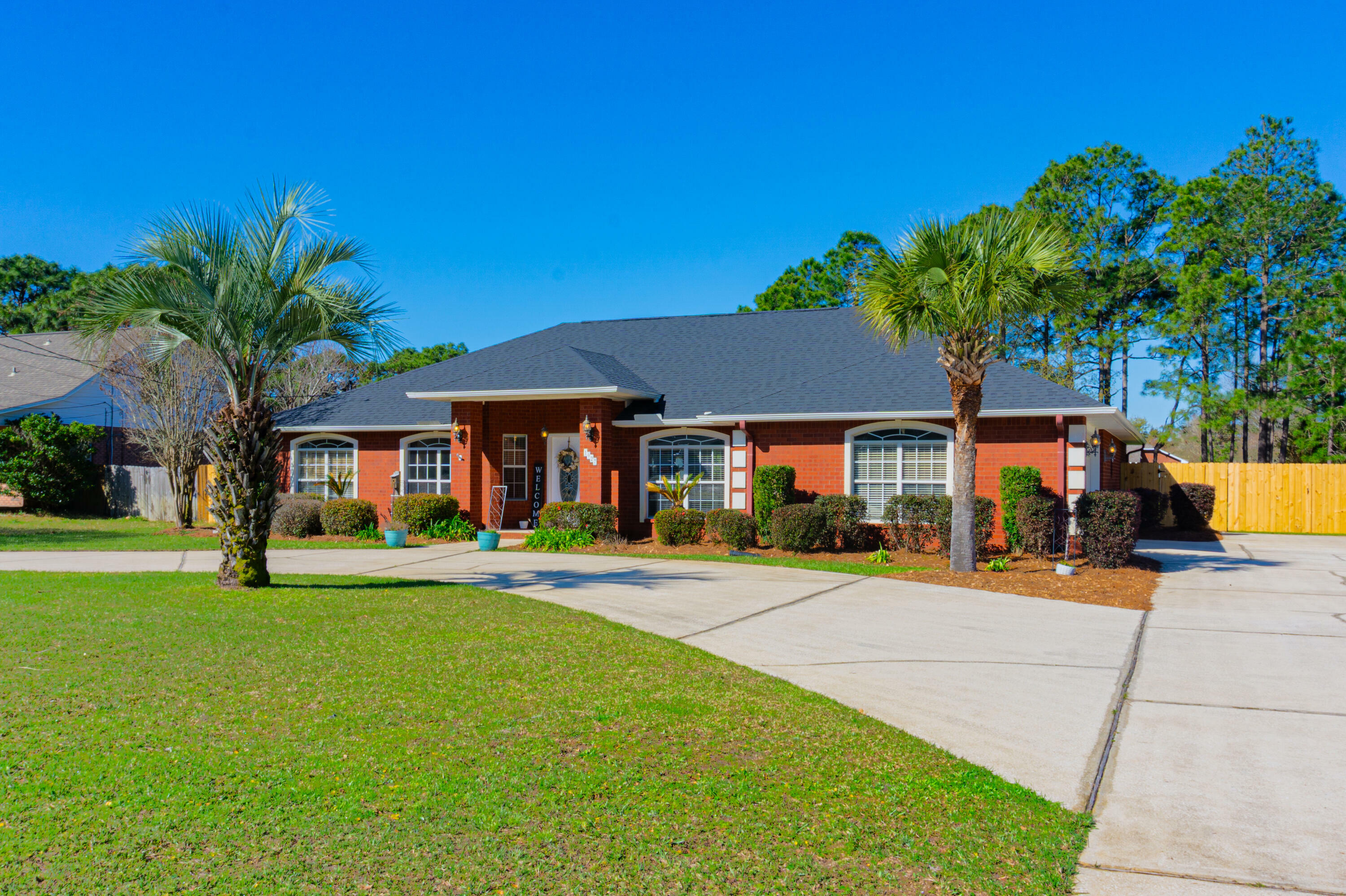 Property Photo: 1927 Sunrise Drive FL 32566