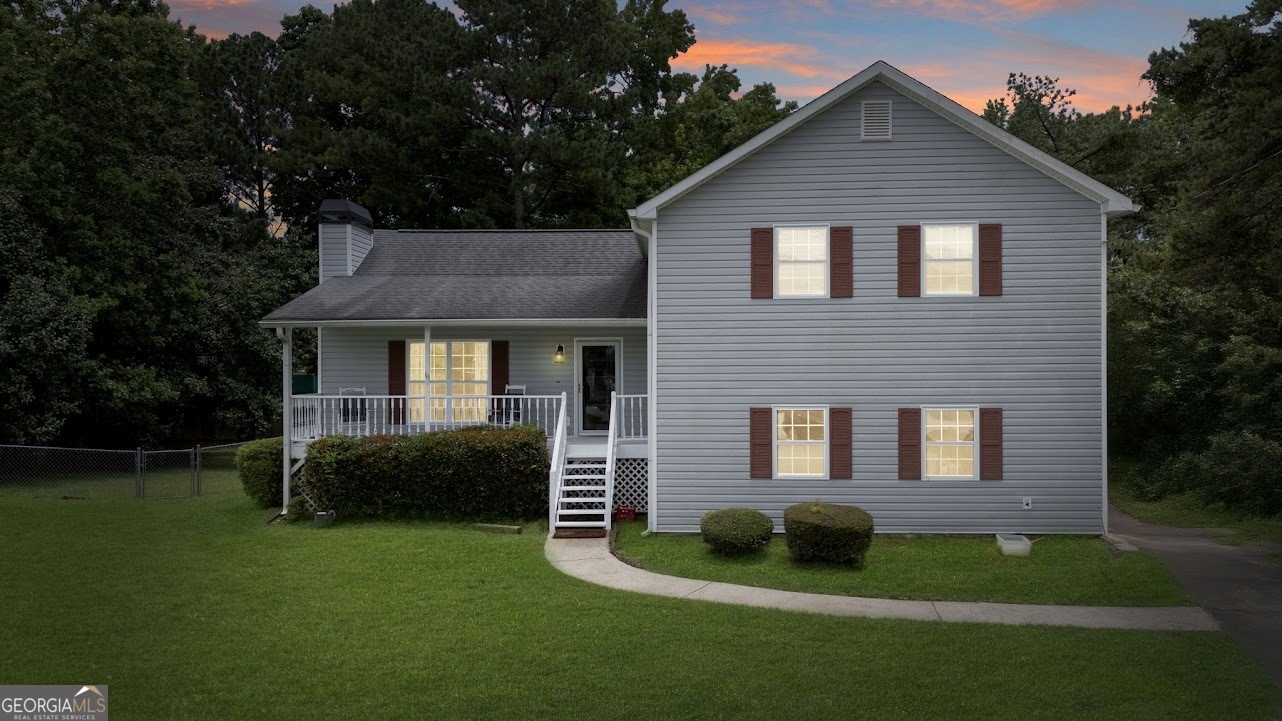 Property Photo: 1876 Kathy Court GA 30135